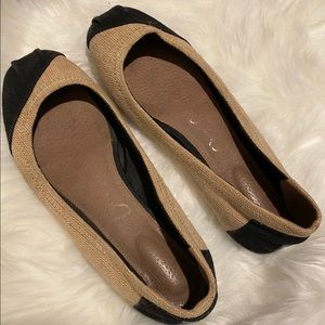 Toms Flats